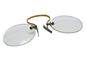 PINCE-NEZ